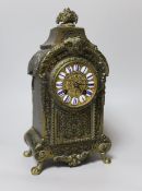 A late 19th century French brass Boulle work mantel clock, with key and pendulum, 30cm high