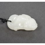 A Chinese white jade fish, 5cm