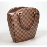 A Louis Vuitton lady’s handbag, with chequered sides, with original dust bag, 26cm excl. handles