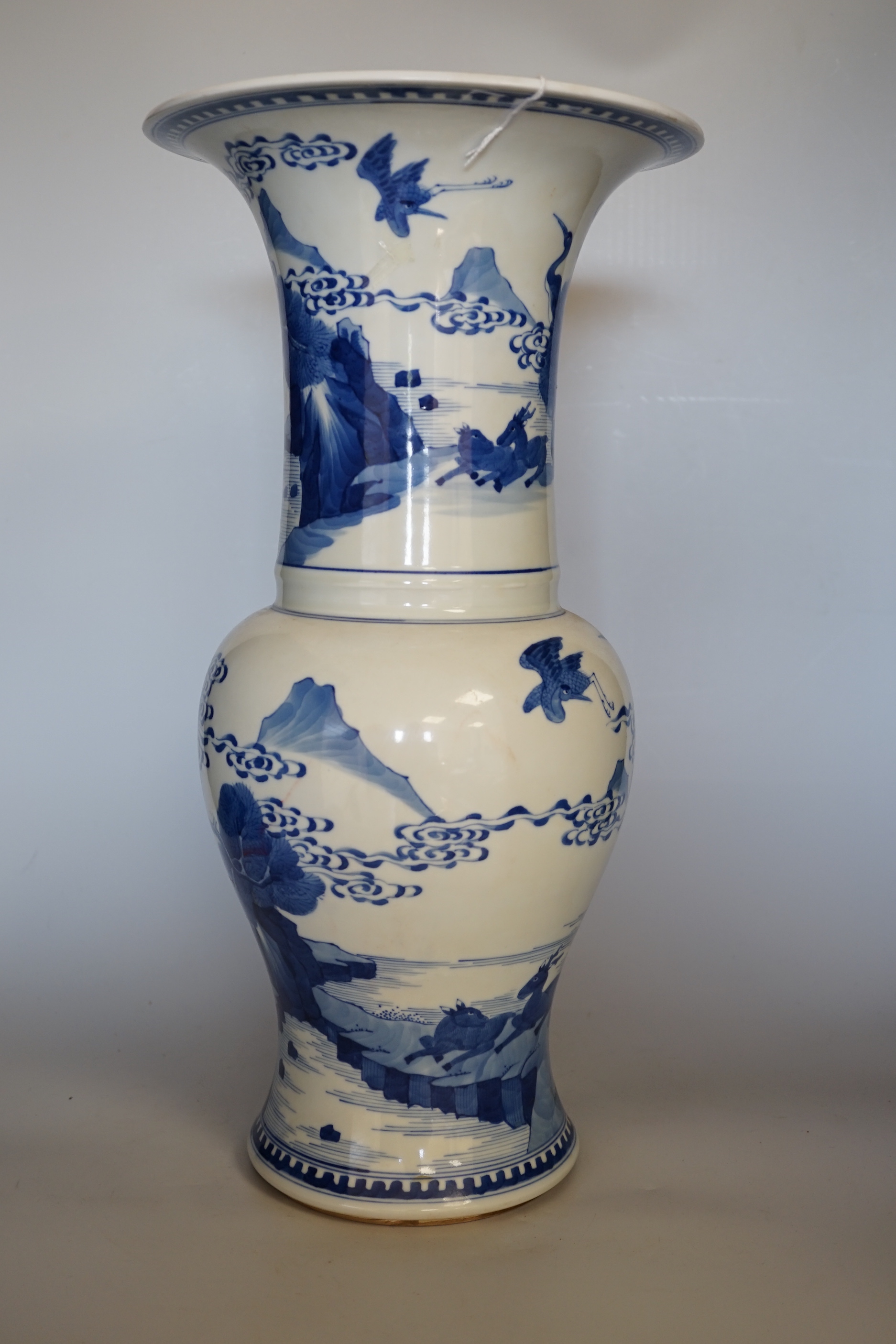 A large Chinese blue and white yen-yen vase, 46cm high - Image 2 of 5