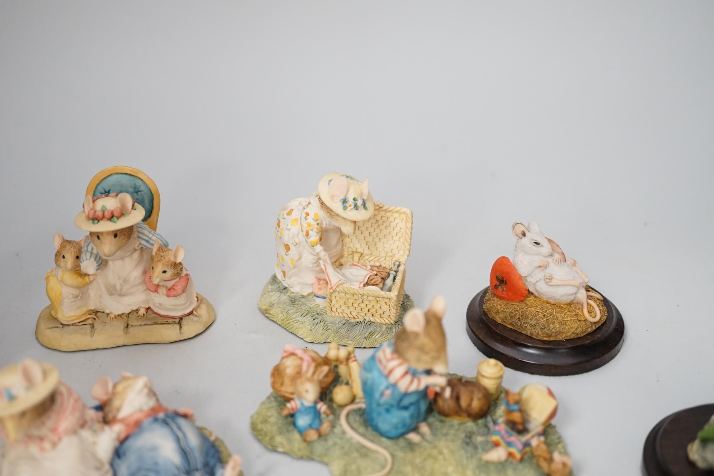 A collection of Border Fine Arts “Brambly Hedge” figurines, - Image 3 of 7