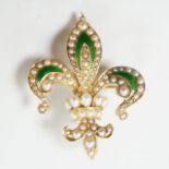 An early 20th century enamelled and pearl set gold fleur de lys brooch, the reverse with pin and