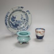 An 18th century Chinese export blue and white dish, celadon glazed tripod censer (20th century)