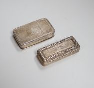 A George IV engine turned silver snuff box, with foliate scroll thumbpiece and banding, maker ES,