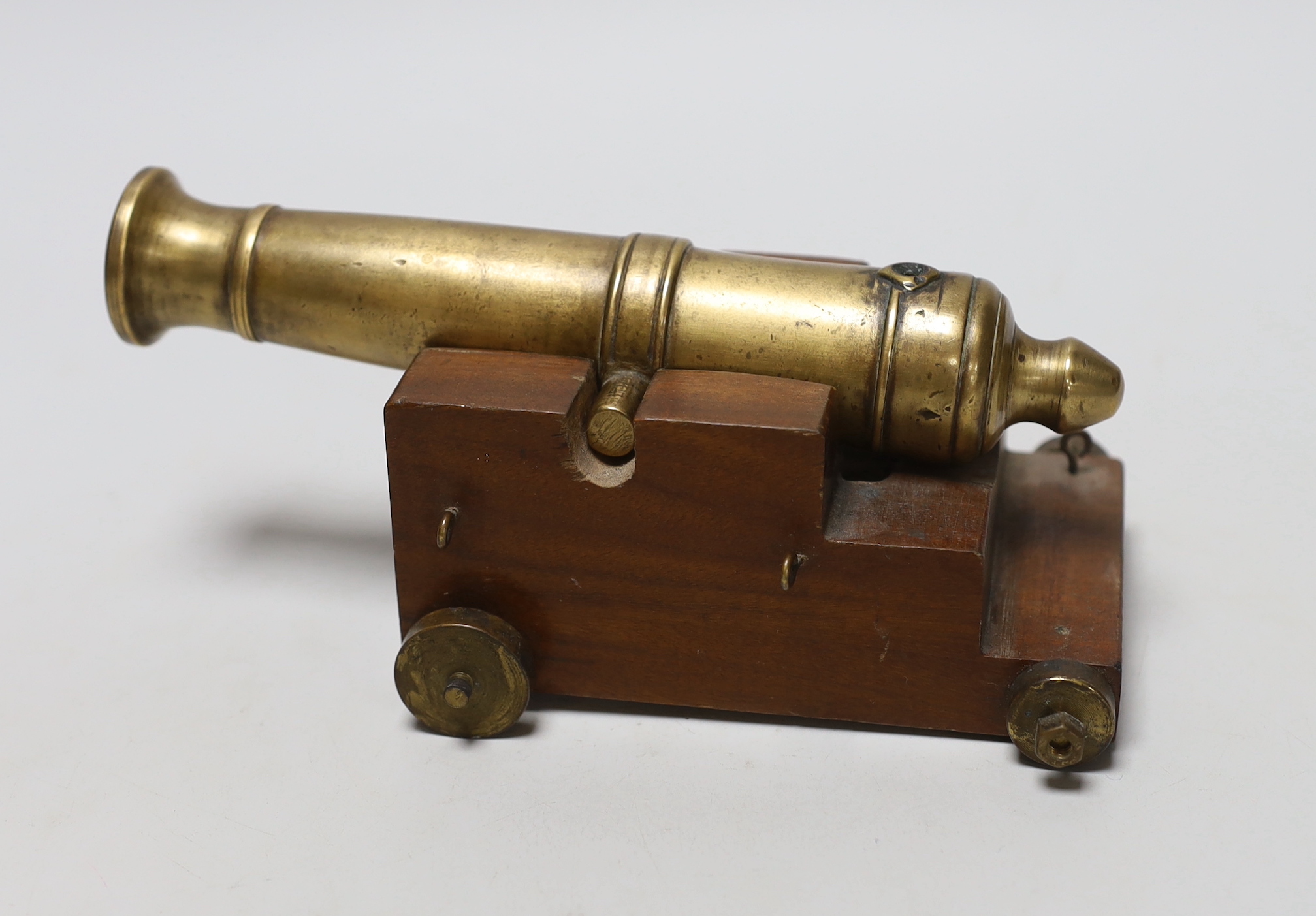 A miniature bronze table cannon on stepped base, 20cm wide - Image 2 of 3