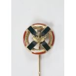 An early 20th century Scottish and gold hardstone stick pin, with St Andrew's cross and thistle, 8cm