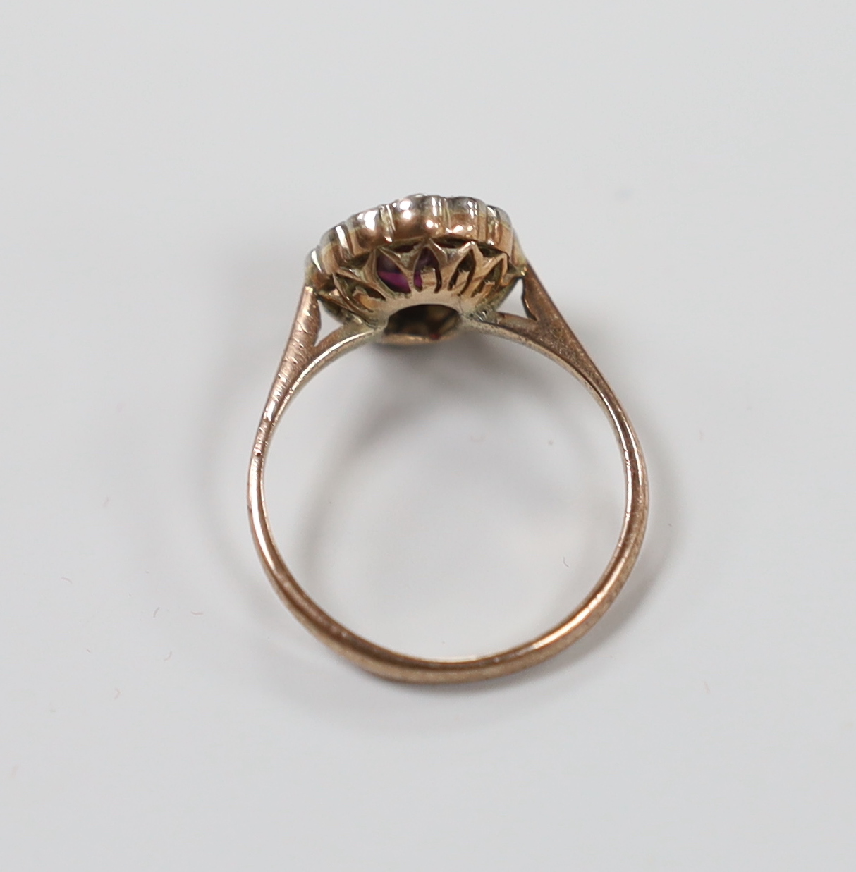 A 9k gold, diamond and garnet cluster ring, size L - Image 3 of 3
