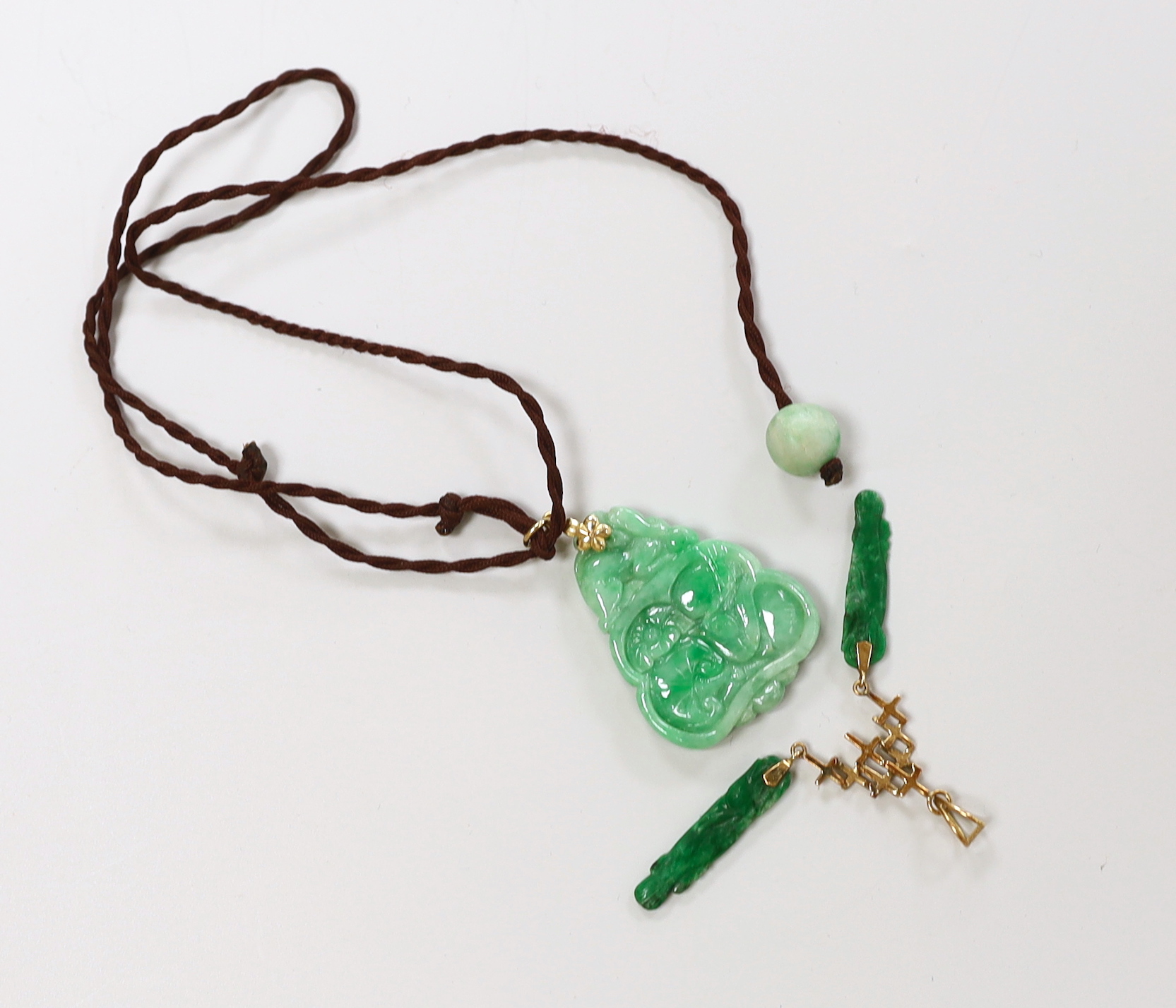 Two gold mounted jadeite pendants, largest 4.5cm long - Image 2 of 2