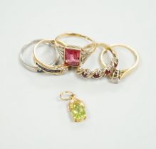 Three assorted 9ct gold and gem set rings, gross 6.7 grams, two 18ct and gem set rings including