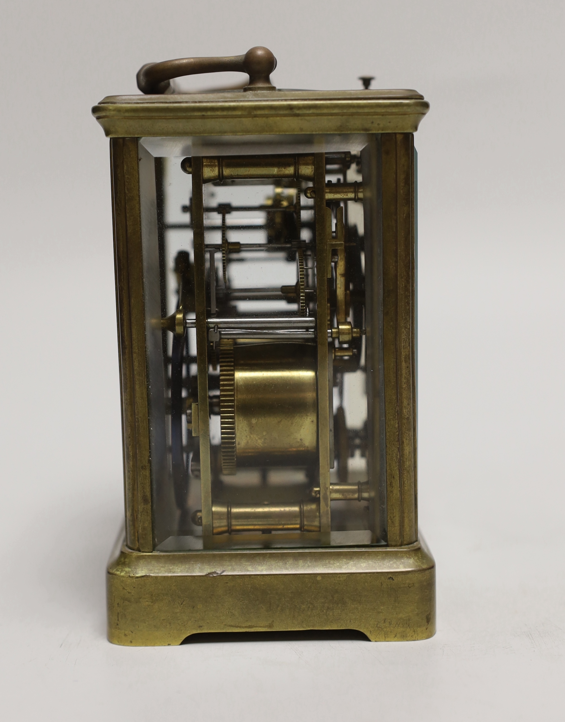 A repeating carriage clock with alarm dial, movement signed for Charles Vincenti, with retailer John - Bild 3 aus 5