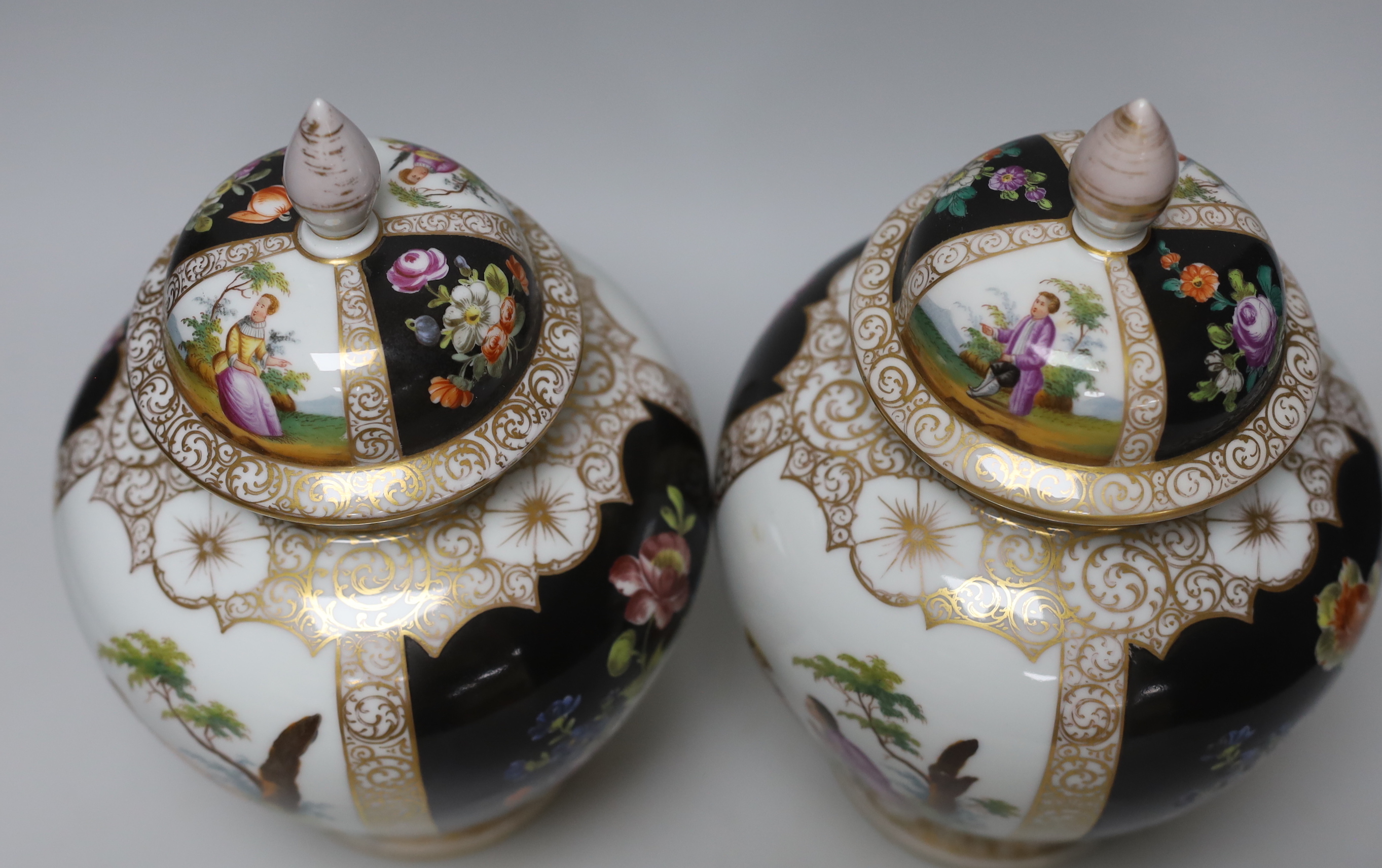 A pair of Dresden vases and covers and two Doulton figures, tallest 26cm - Image 4 of 7