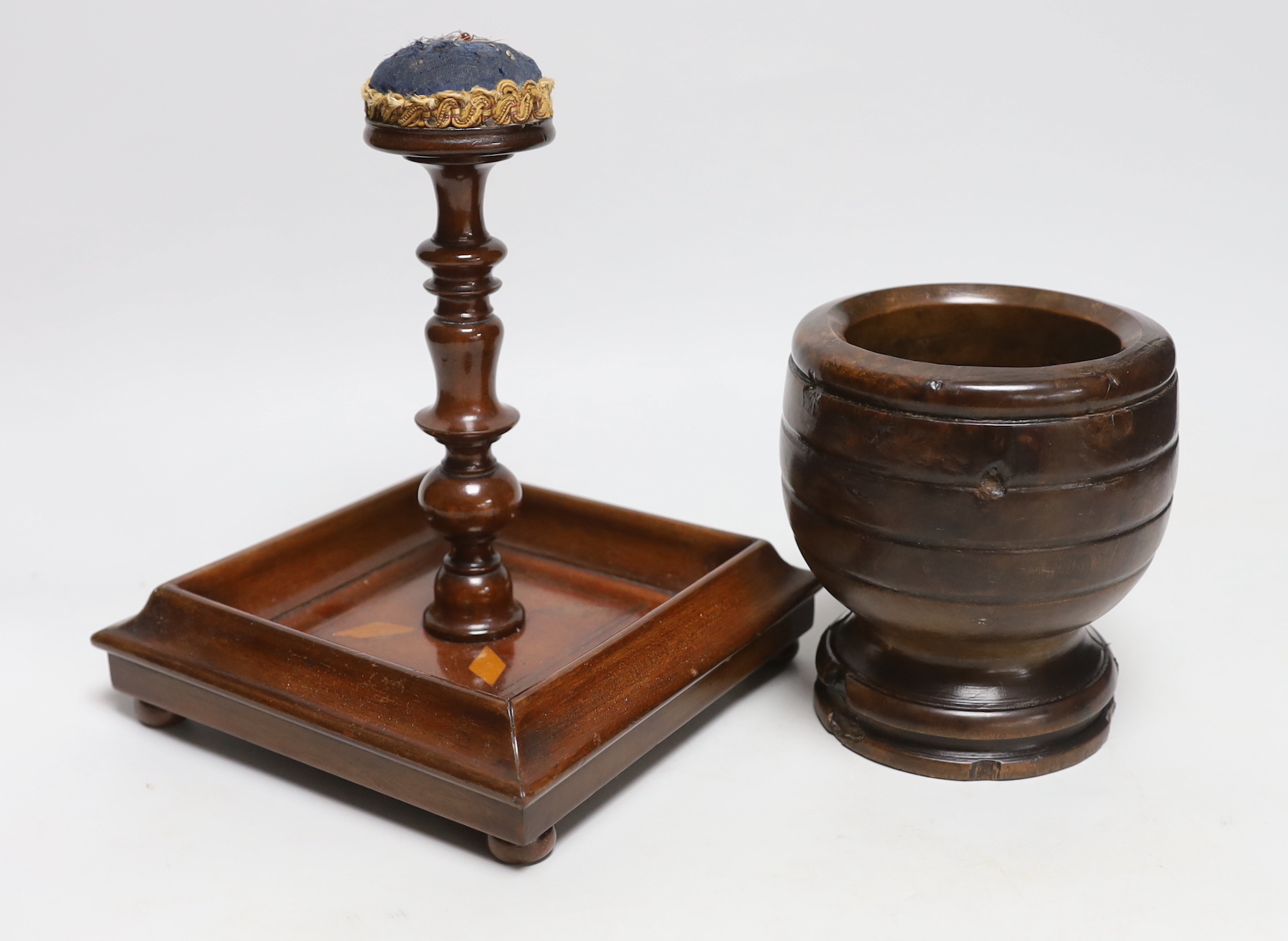 A pincushion stand with tray base, a mahogany vase stand and a hardwood mortar, tallest 22cm high - Image 3 of 4