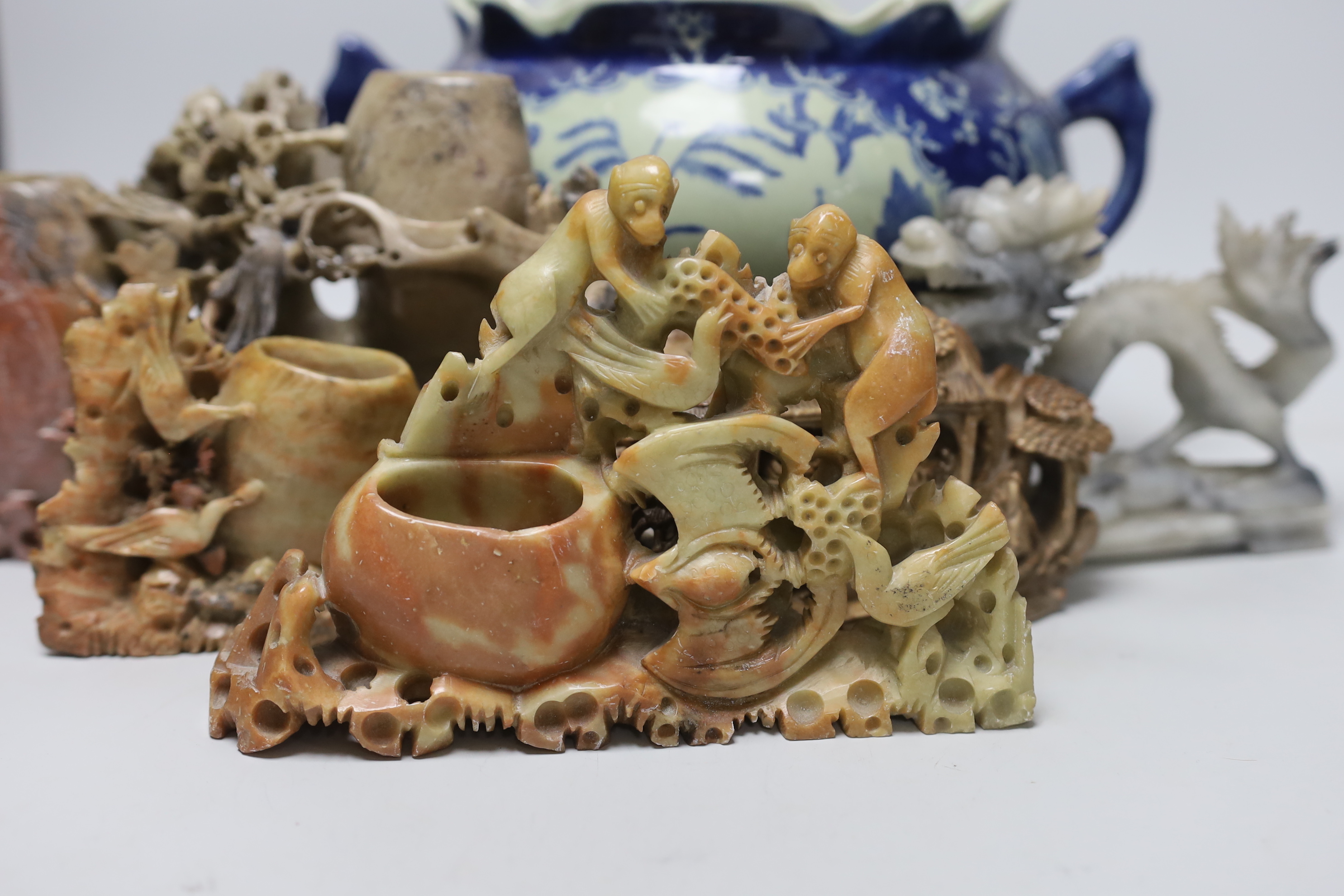Five Chinese soapstone carvings and a two handled pot - Image 2 of 6