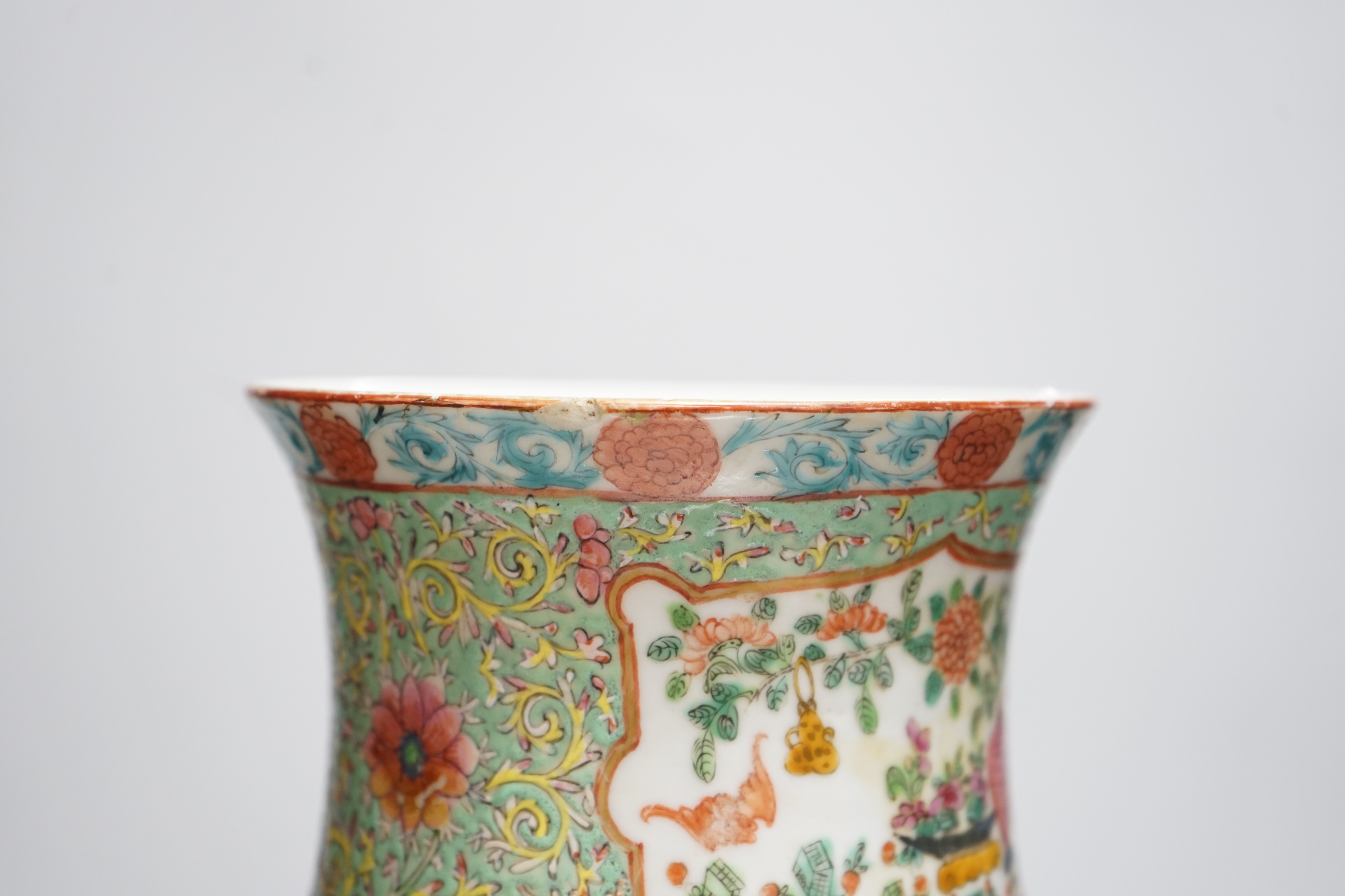A 19th century Chinese enamelled porcelain vase on a green ground, 36.5cm - Image 5 of 7