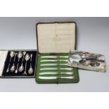 Sundry small silver including a cased set of six modern silver teaspoons with differing terminals,