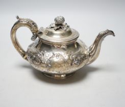 CITES-A George IV squat silver teapot, by The Barnards, London, 1829, gross weight 17.7oz.