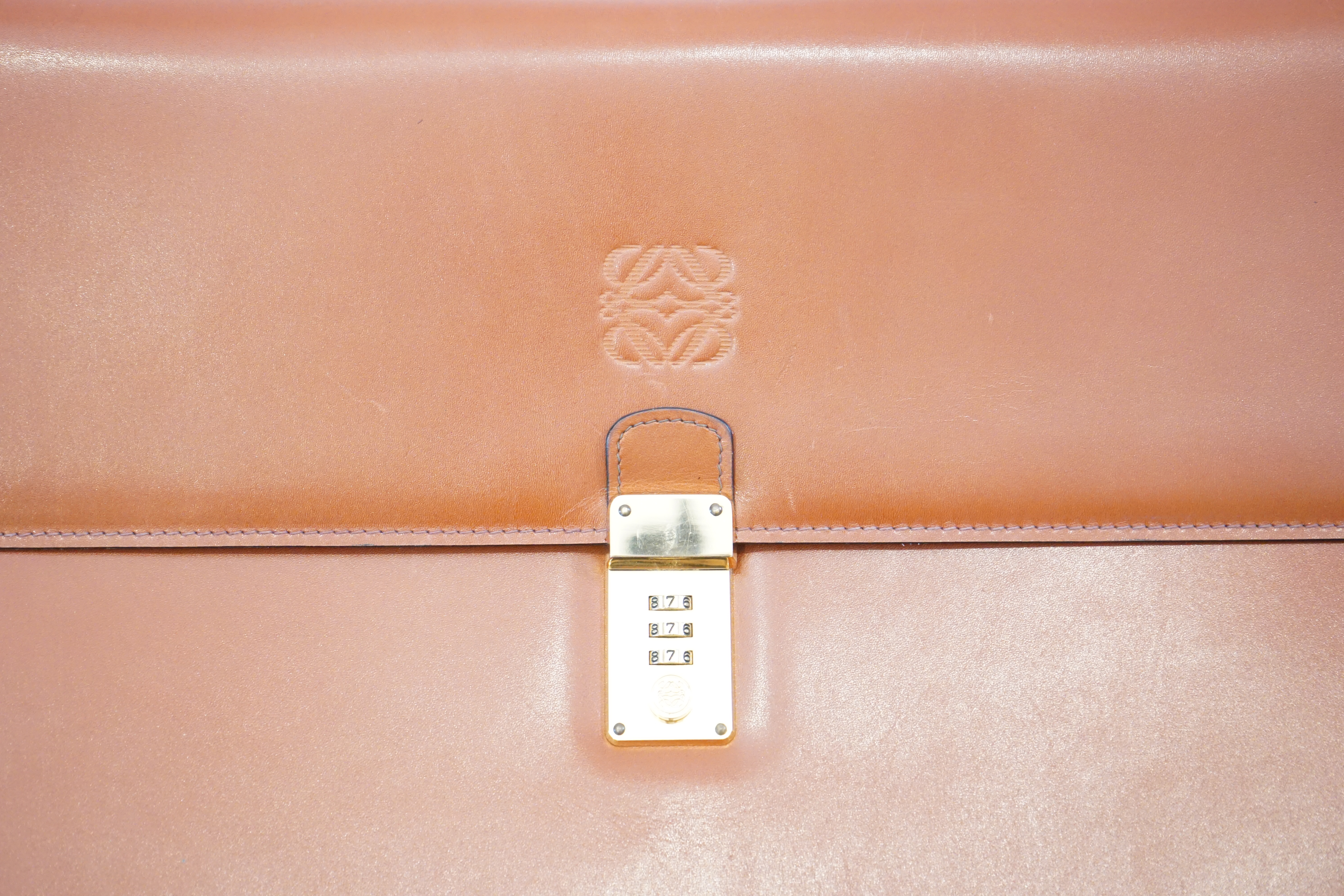 A gentlemen's Loewe brown tan leather briefcase with gold plated metalware, five division interior - Image 6 of 12