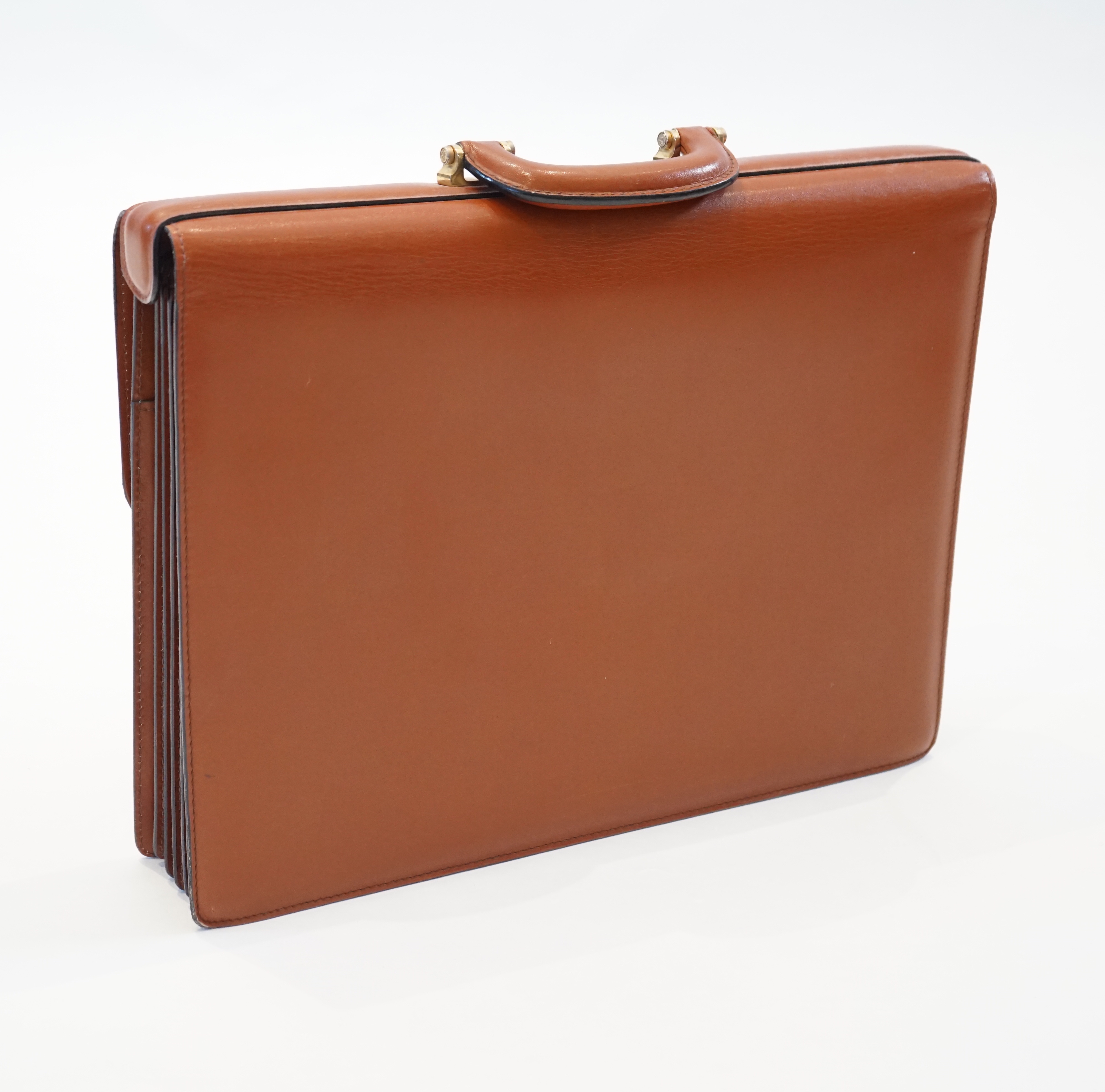A gentlemen's Loewe brown tan leather briefcase with gold plated metalware, five division interior - Image 4 of 12
