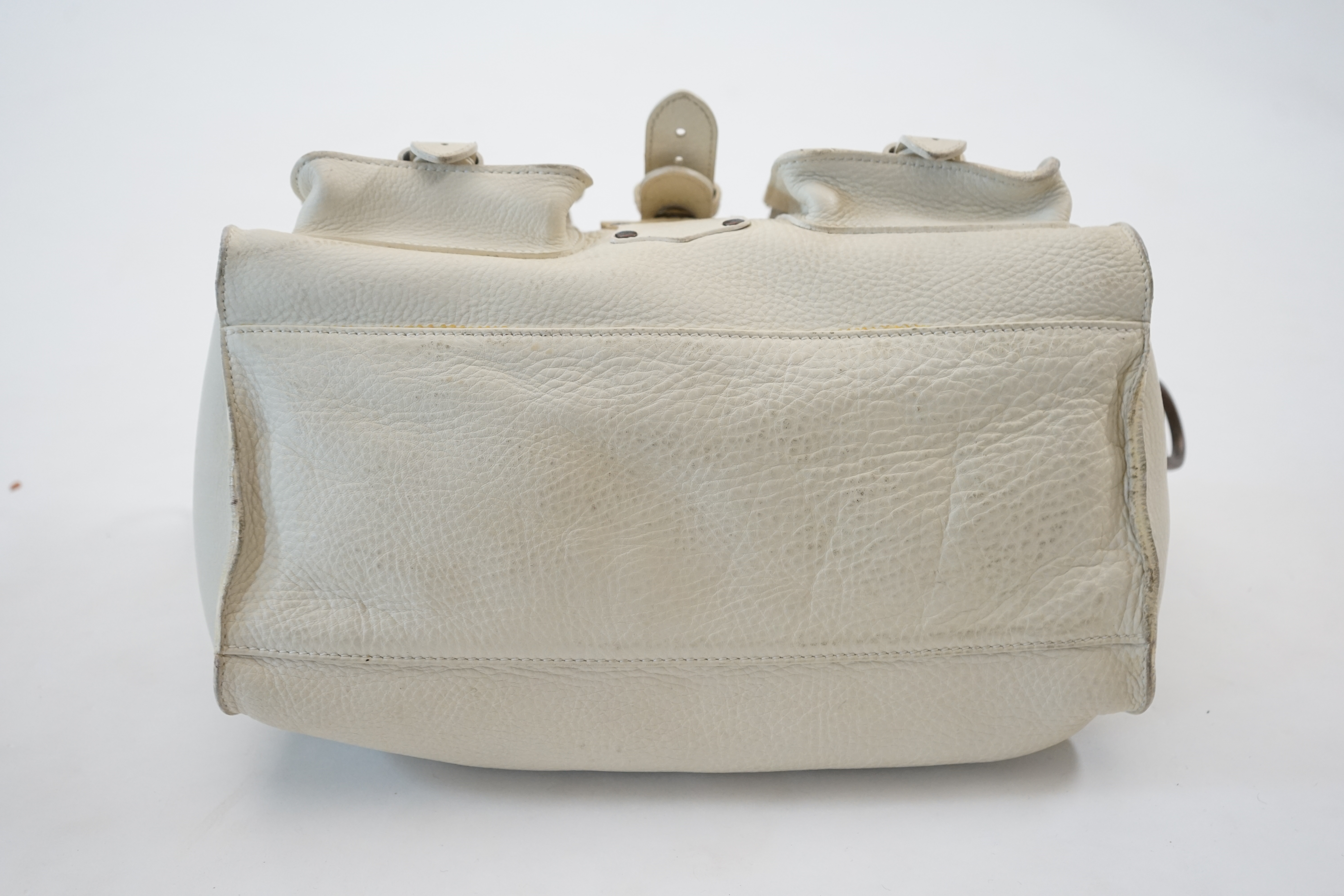 A Mulberry Roxanne cream leather handbag with bronzed metalware and dust bag, width 34cm, depth - Image 5 of 8