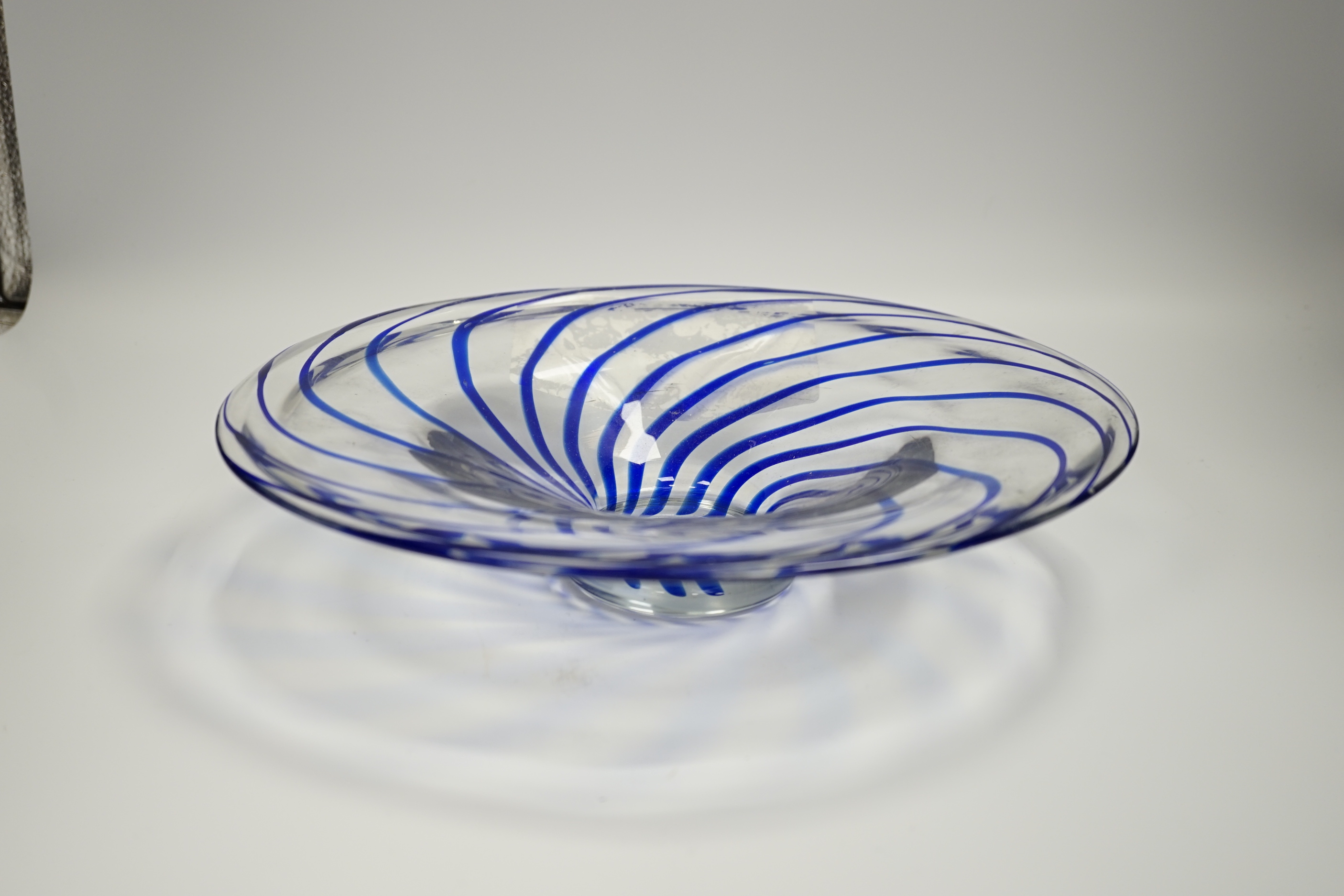A Murano blue striped glass dish attributed to Carlo Moretti, 30cm diameter***CONDITION REPORT*** - Image 3 of 3