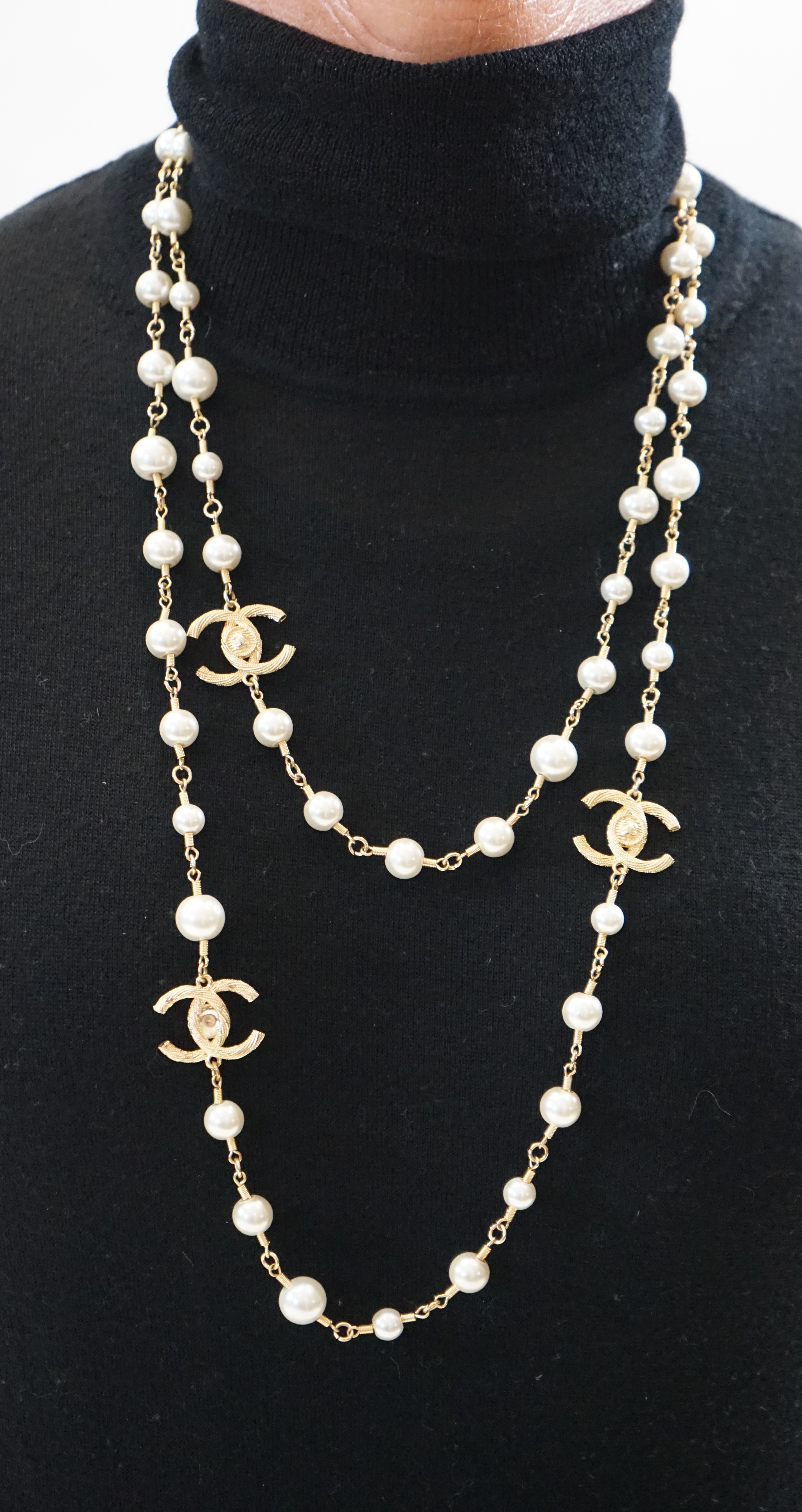 A Chanel gold plated 3 CC scatter pearl long necklace as seen in the film The Devil Wears Prada worn - Image 3 of 7