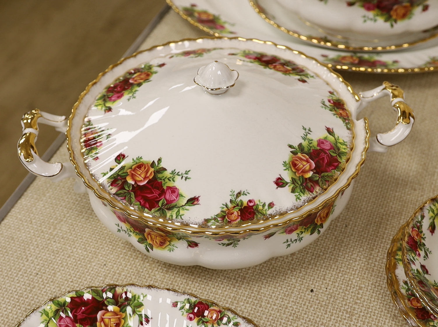 A collection of Royal Albert Old Country Roses dinnerware***CONDITION REPORT***(44)PLEASE NOTE:- - Image 3 of 6