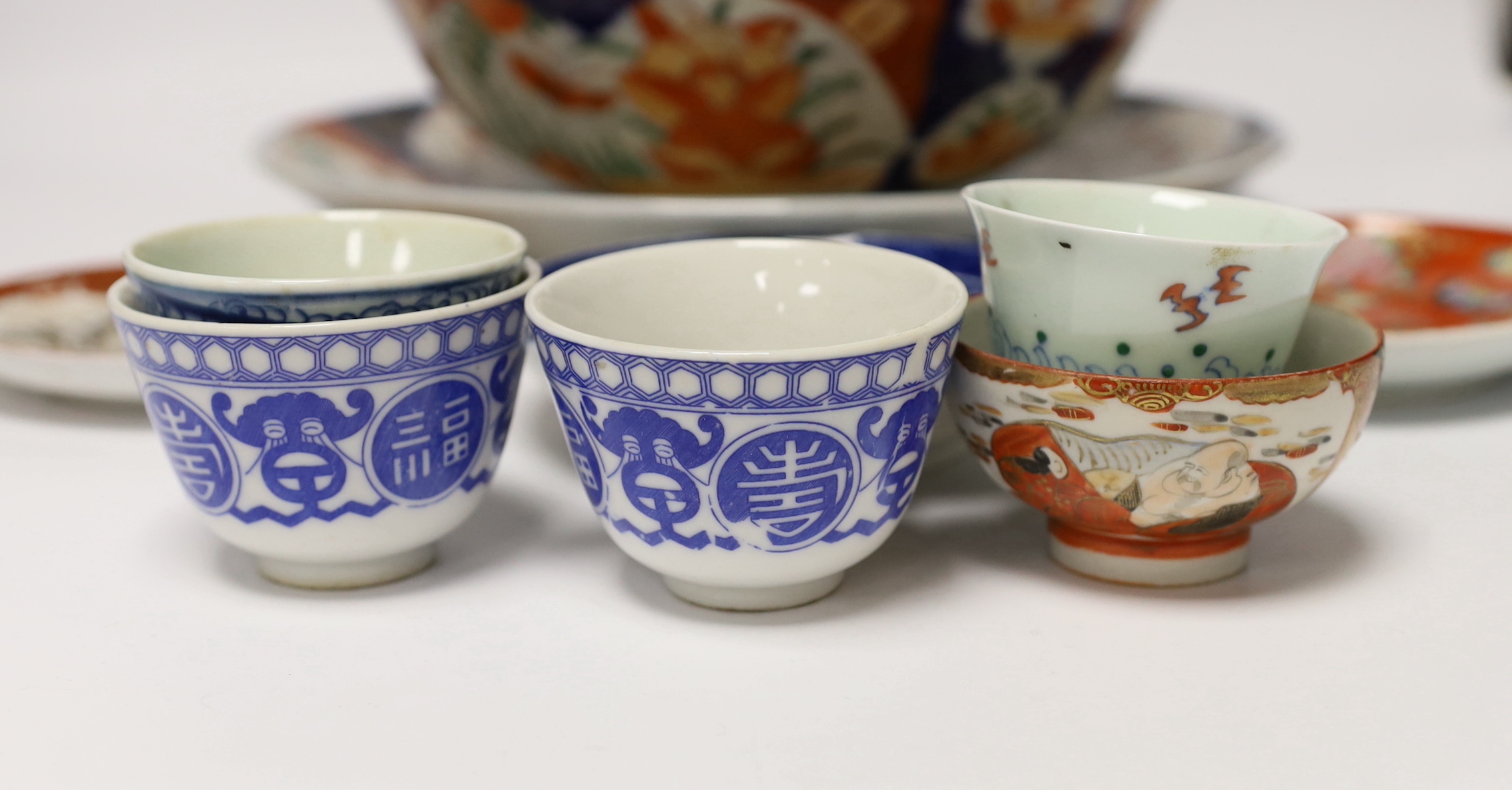 A group of Japanese Imari and kutani together with a Worcester blue and white saucer and a Chinese - Image 2 of 8