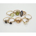 Eight assorted modern 9ct and gem set dress rings, including Wedgwood plaque set, gross weight 19.