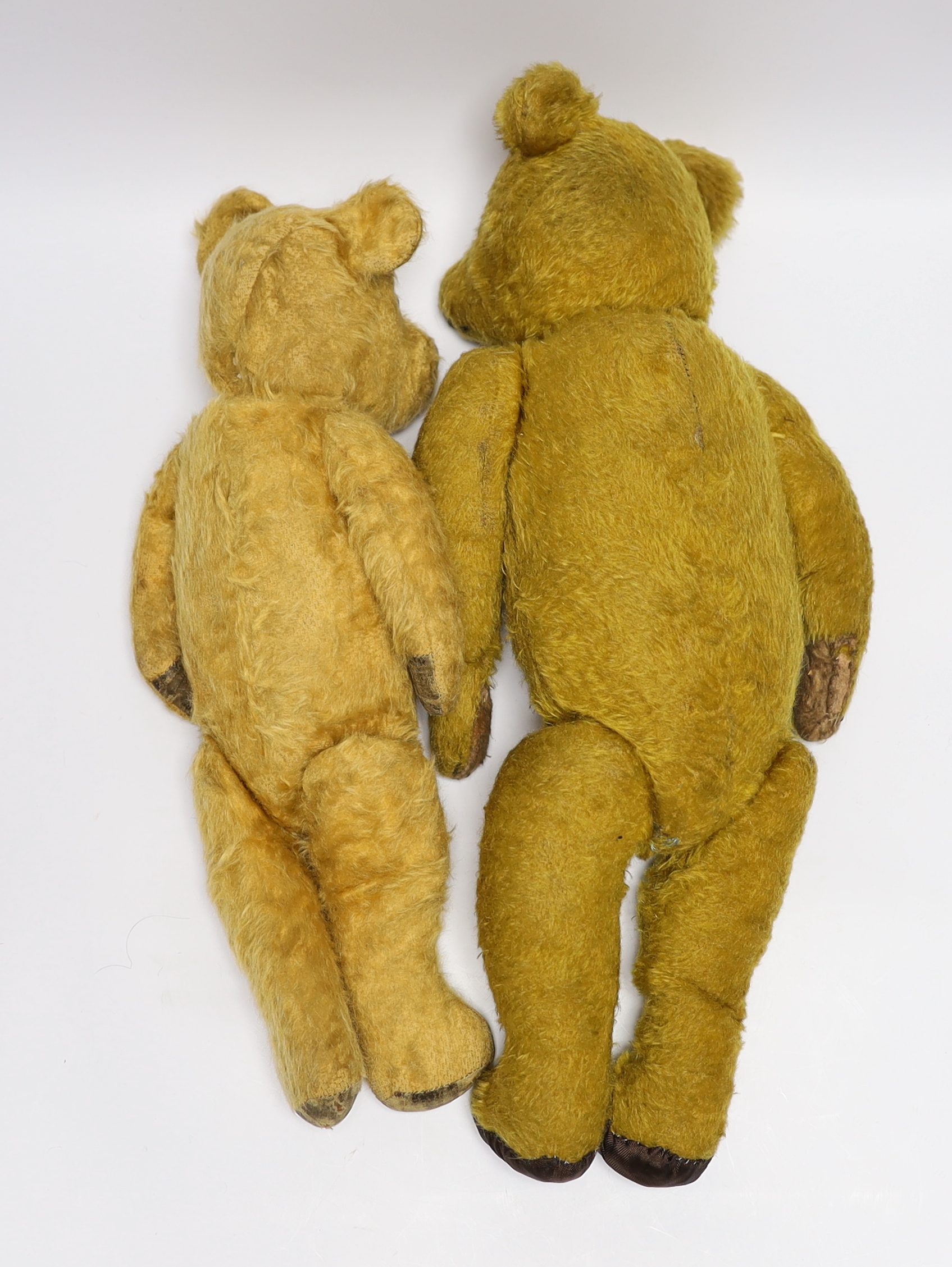 A 1930's German bear with 'set in' ears and a 1950's English Chiltern bear (2) - Image 4 of 4