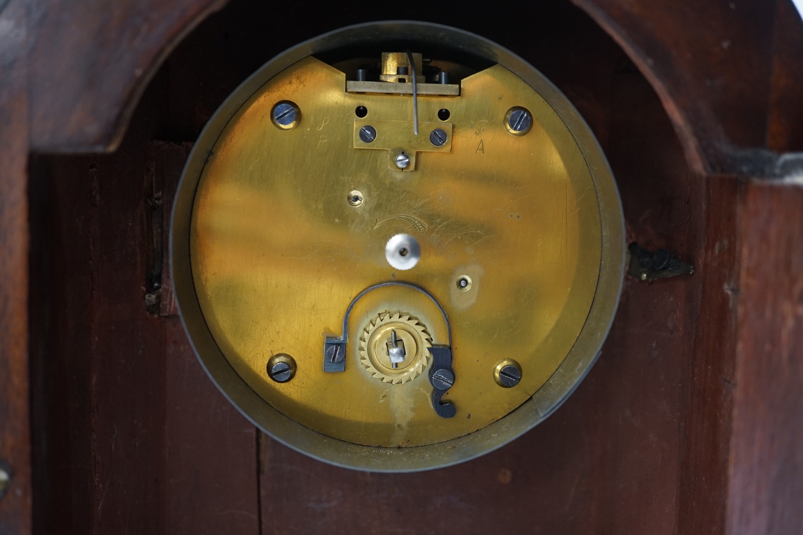 An Edwardian mahogany shell inlay mantel timepiece, 25cm - Image 4 of 7