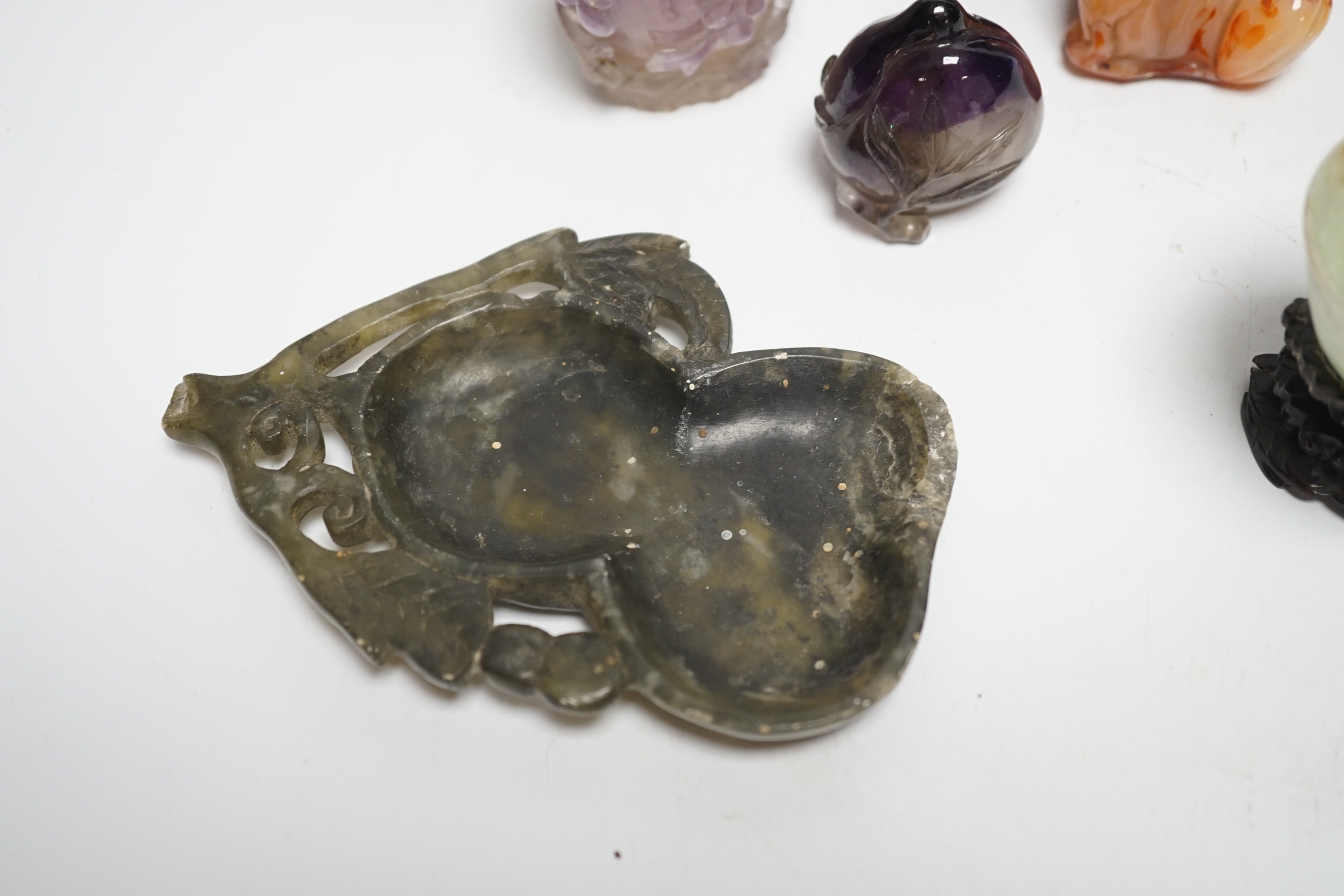 Two Chinese carved amethyst quartz scent bottles, two similar chalcedony snuff bottles, soapstone - Image 7 of 8