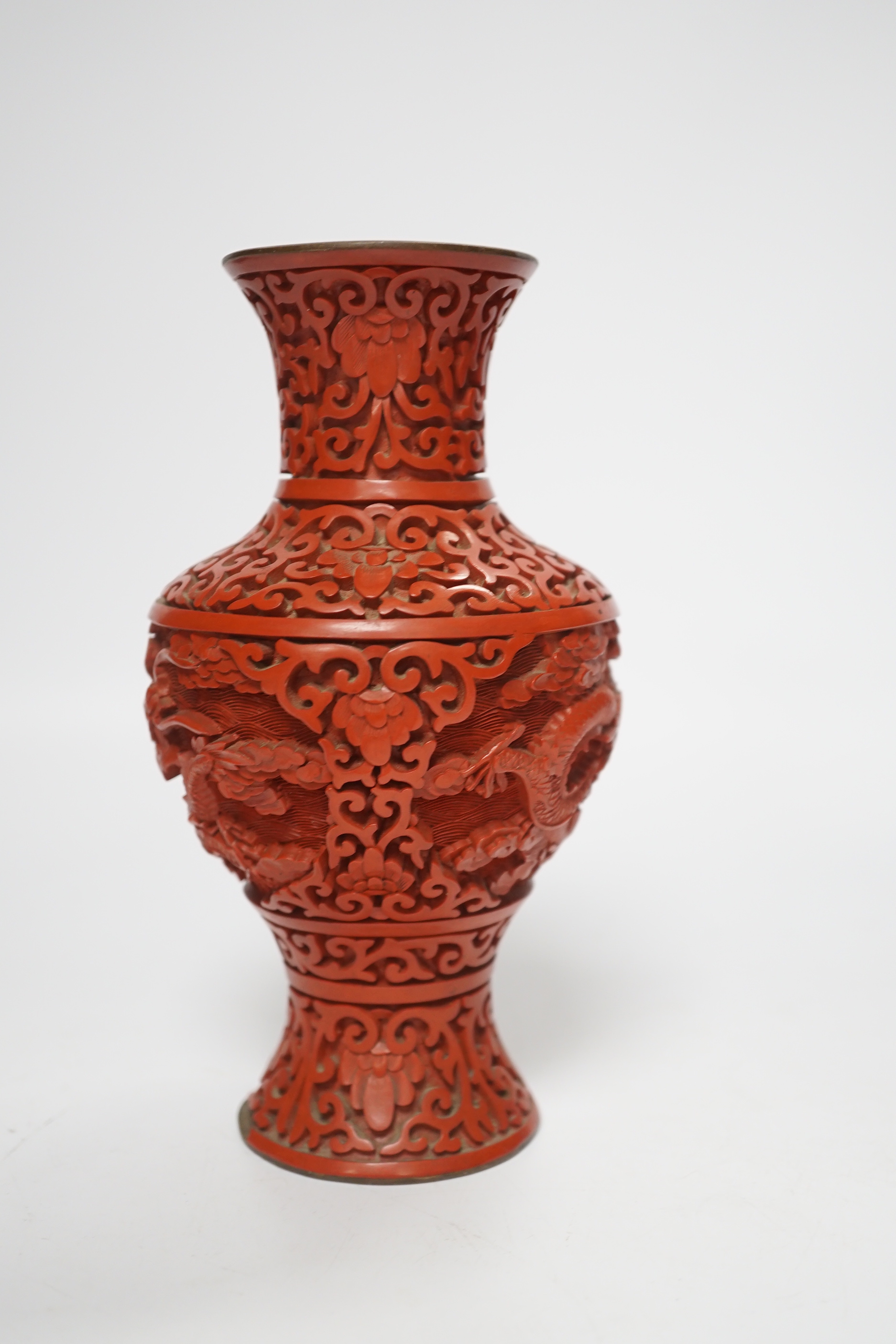 Three Chinese cinnabar lacquer items, a vase, an ashtray and a lidded box, vase 16.5cm - Image 9 of 10