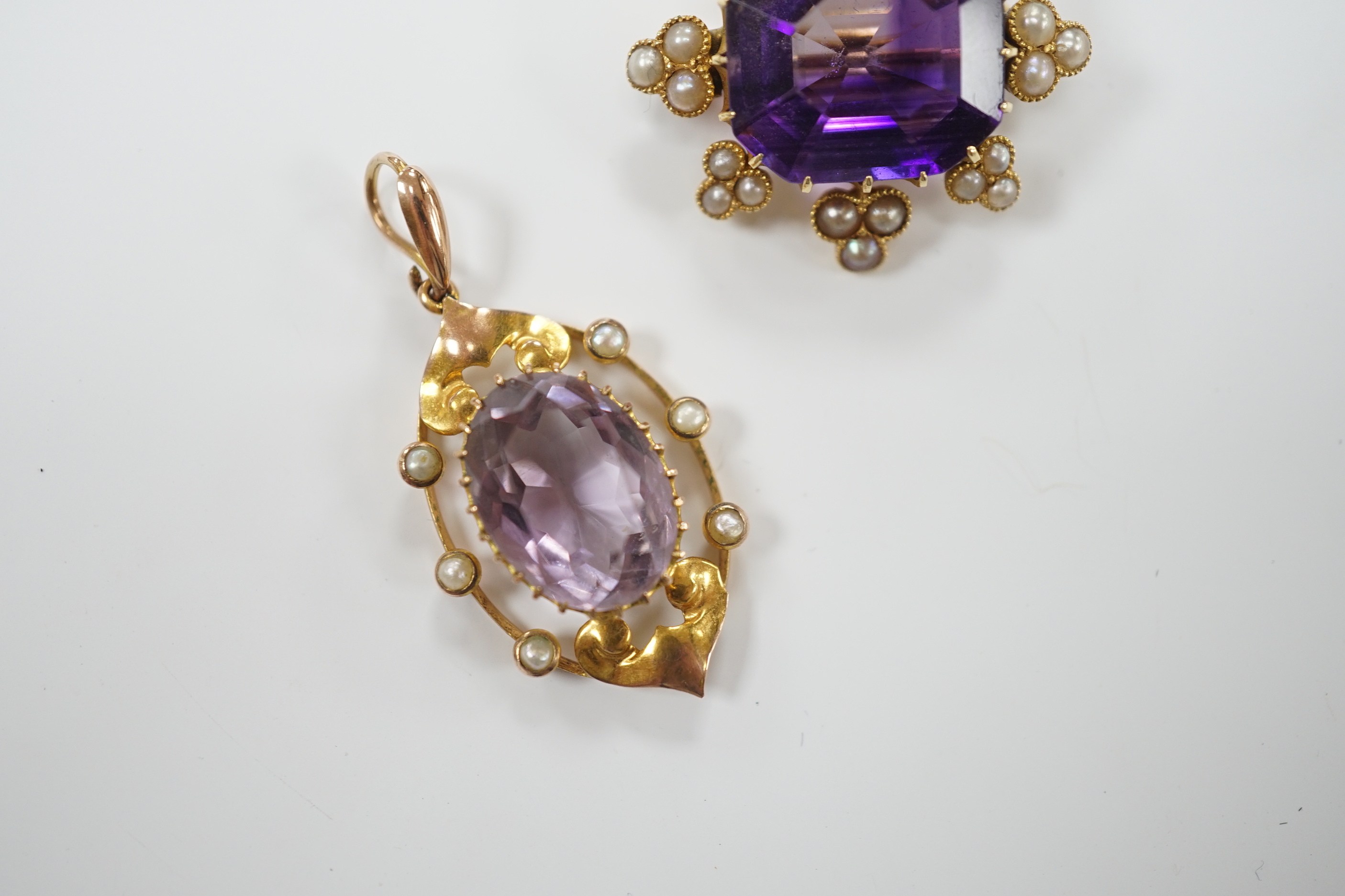 An early 20th century yellow metal, amethyst and seed pearl set brooch, 26mm and a similar - Image 5 of 6