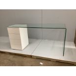 A contemporary curved glass kneehole desk, width 160cm, depth 70cm, height 74cm