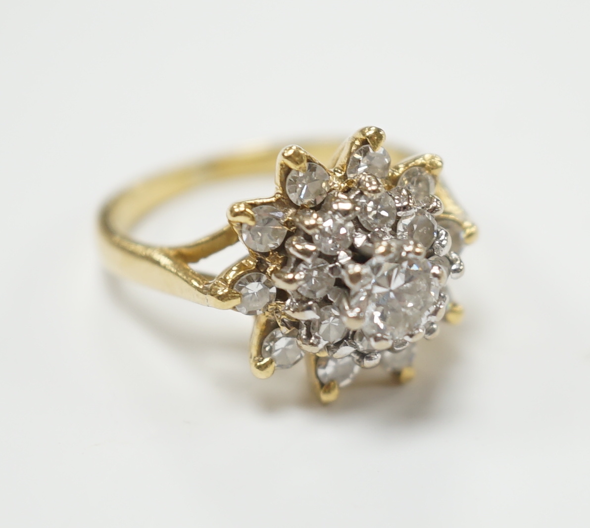 An 18ct and diamond cluster set dress ring, size I, gross weight 5.8 grams, - Image 4 of 6