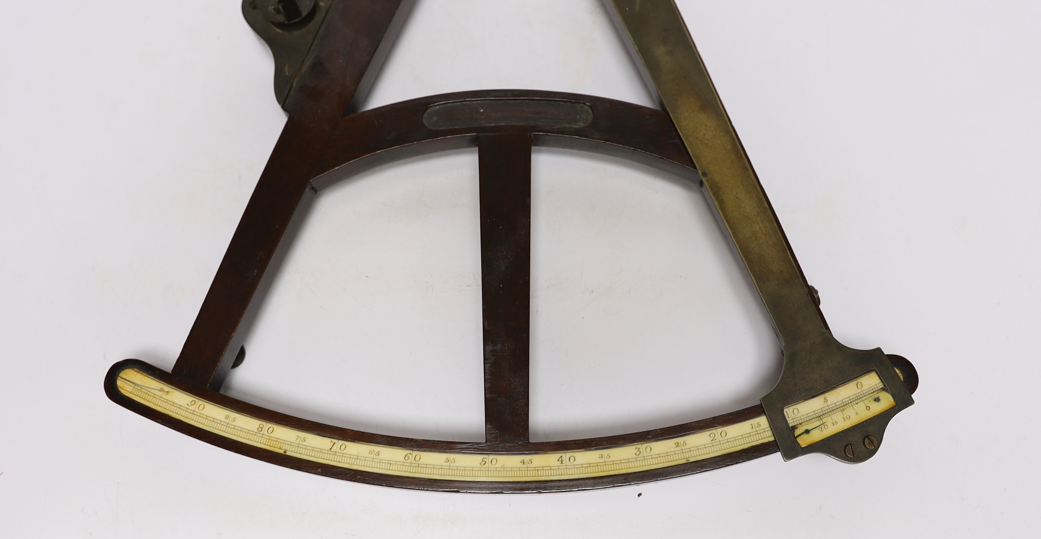 A Georgian mahogany brass mounted octant with ivory inlay, 40cm wide (CITES Submission reference - Image 2 of 3