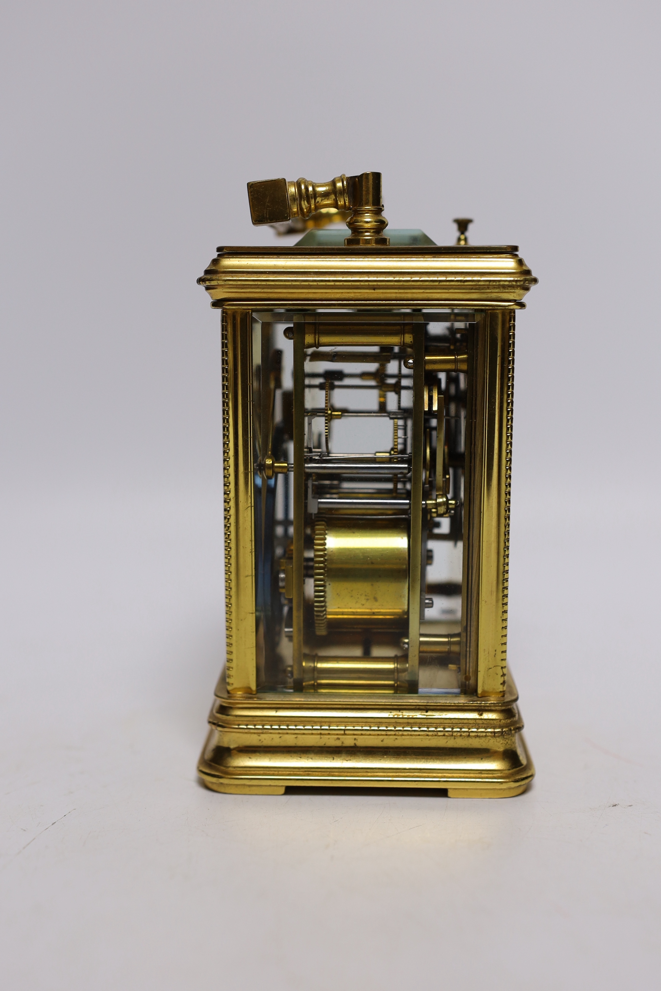An early 20th century brass repeating carriage clock, 15cm - Image 3 of 5