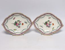 A pair of Derby flower painted dessert dishes, c.1780-5, attributed to William Billingsley 22.5cm
