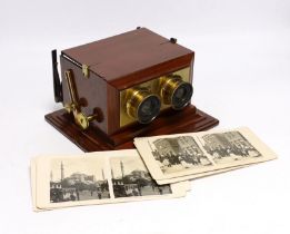 A Smith, Beck & Beck mahogany and brass stereoscope, c. 1860, 20.5cm x 18.5cm x 13.5cm (a.f.)
