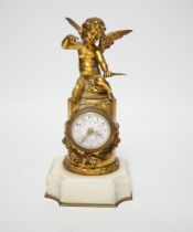 An early 20th century French ormolu and marble putto mantel timepiece, 21cm