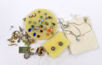 A quantity of mainly modern 9ct gold or yellow metal and gem set jewellery, including earrings,