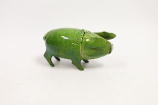 A Rye pottery green glazed pig vessel, 13cm