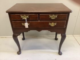 A George III mahogany lowboy, width 77cm, depth 46cm, height 73cm