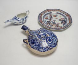 An 18th century Chinese export dish, a Iznik style flask and an onion pattern piece