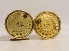 A House of Hardy Sovereign 8/9 centre pin fly reel Serial Number 084 with spare spool. Reel in