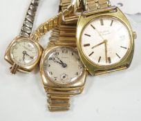 A gentleman's 1930's? yellow metal manual wind Parex wrist watch, on a gold plated bracelet, a