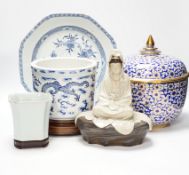 A late 18th century Chinese blue and white octagonal export plate and other items, Chinese export
