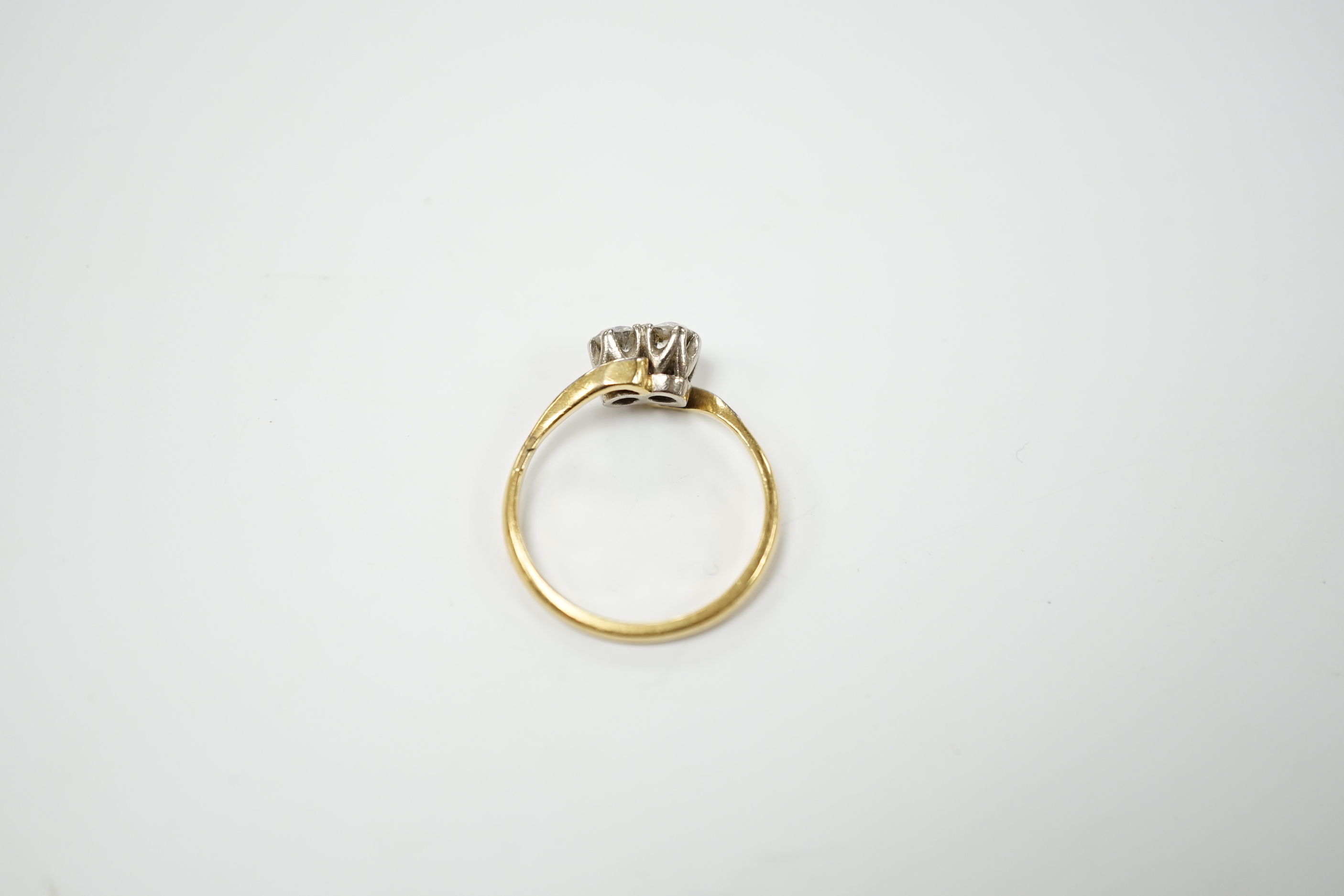 An 18ct gold and platinum two stone diamond ring, size M - Image 4 of 4