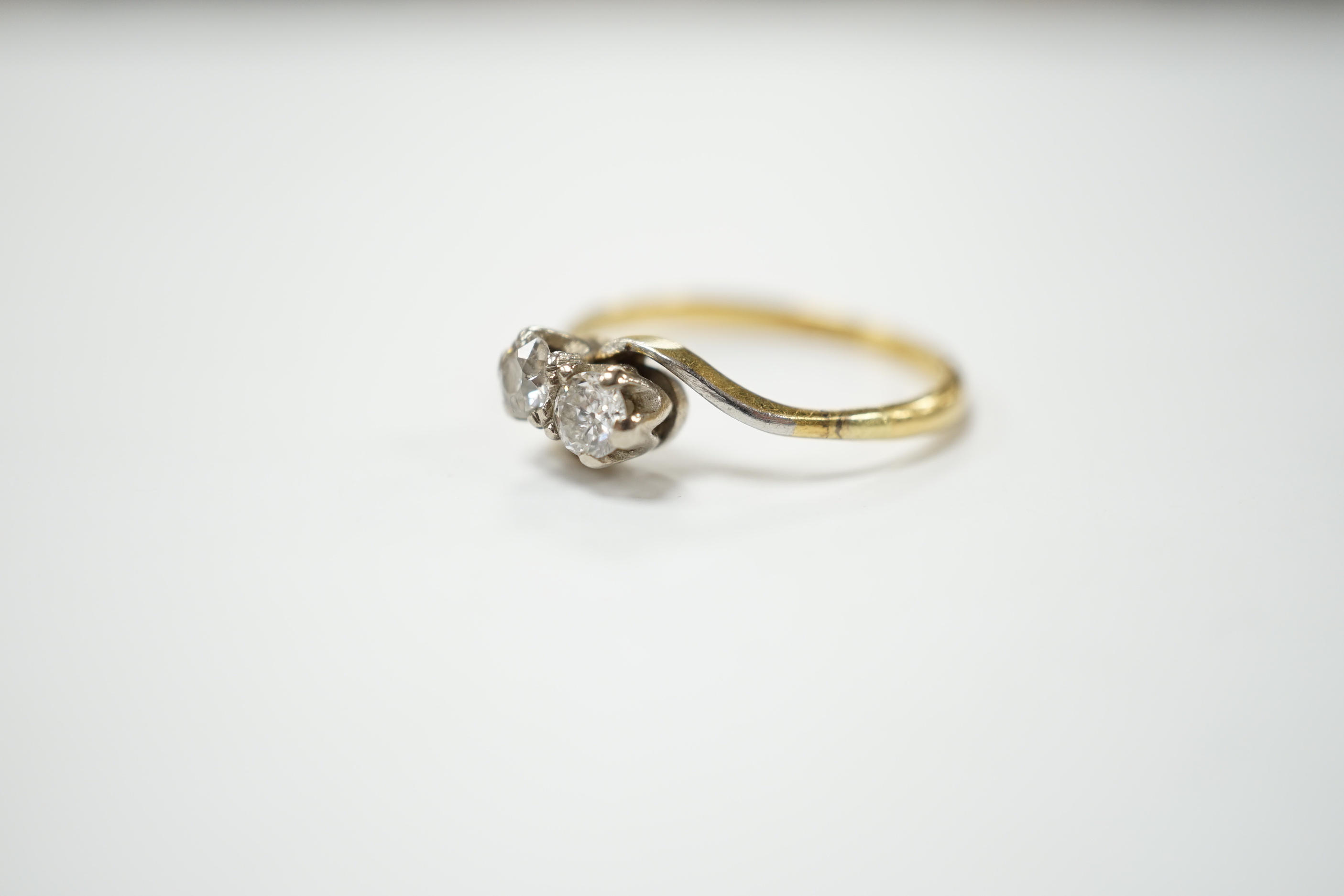 An 18ct gold and platinum two stone diamond ring, size M - Image 2 of 4