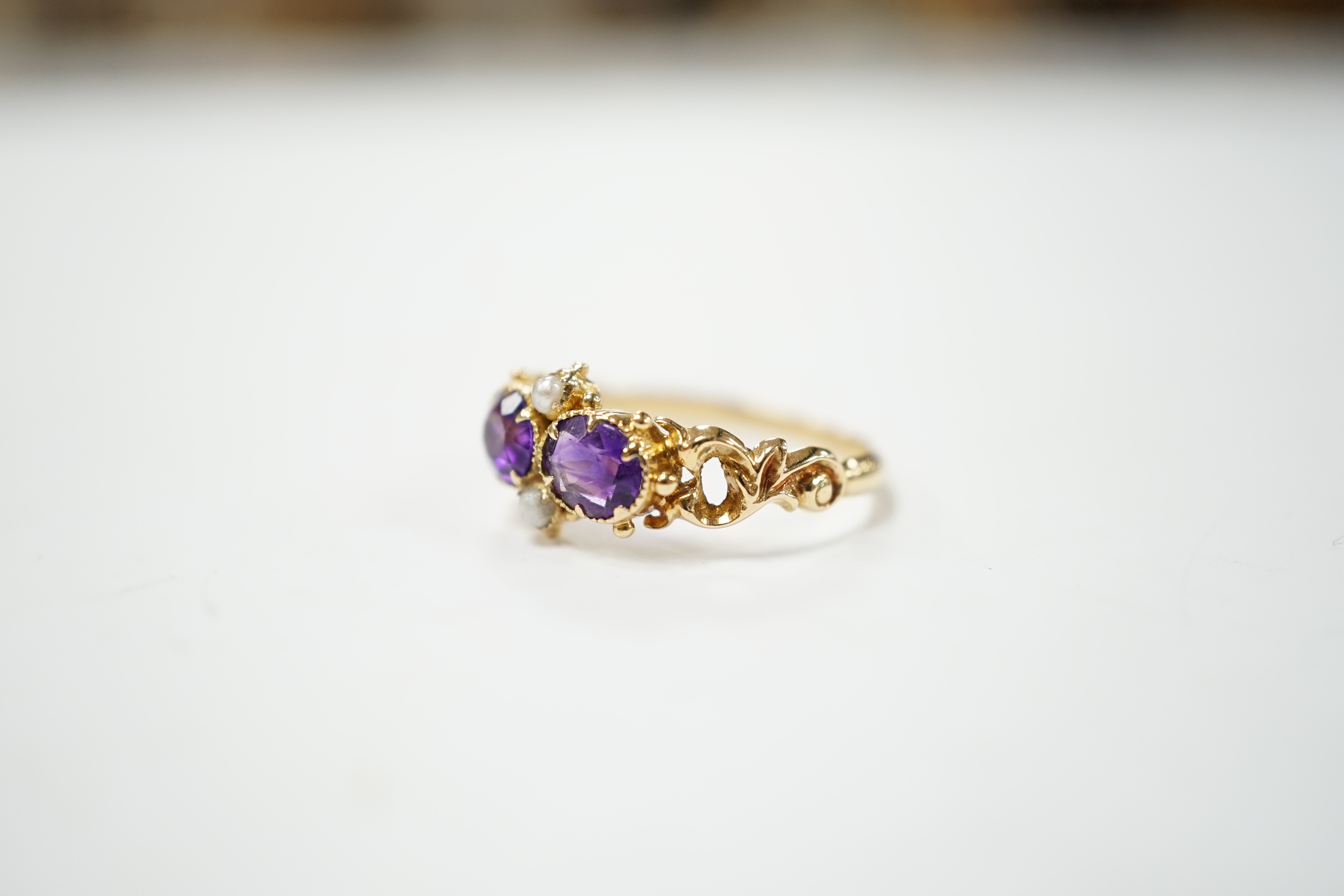 A Victorian style yellow metal, amethyst and pearl dress ring, size L - Image 2 of 4
